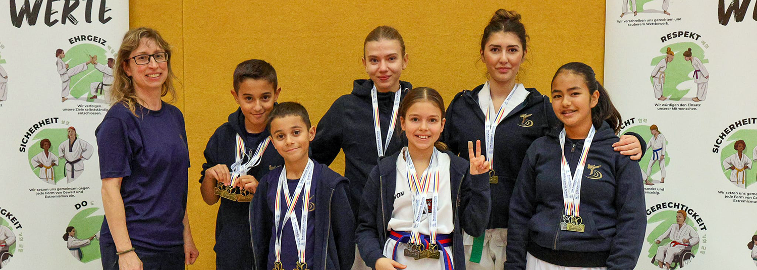 Taekwondo-SportlerInnen räumen ab